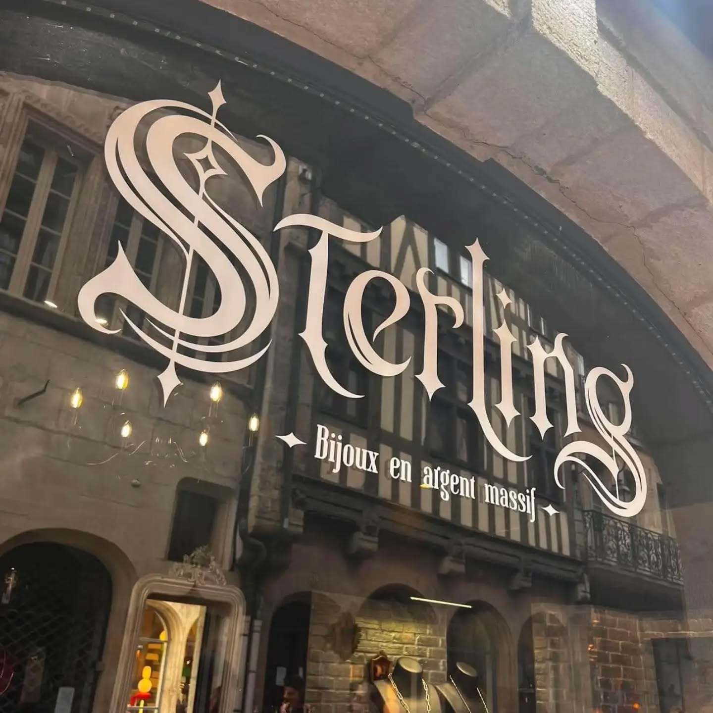 Flibustier débarque à Dijon : bienvenue à la Bijouterie Sterling