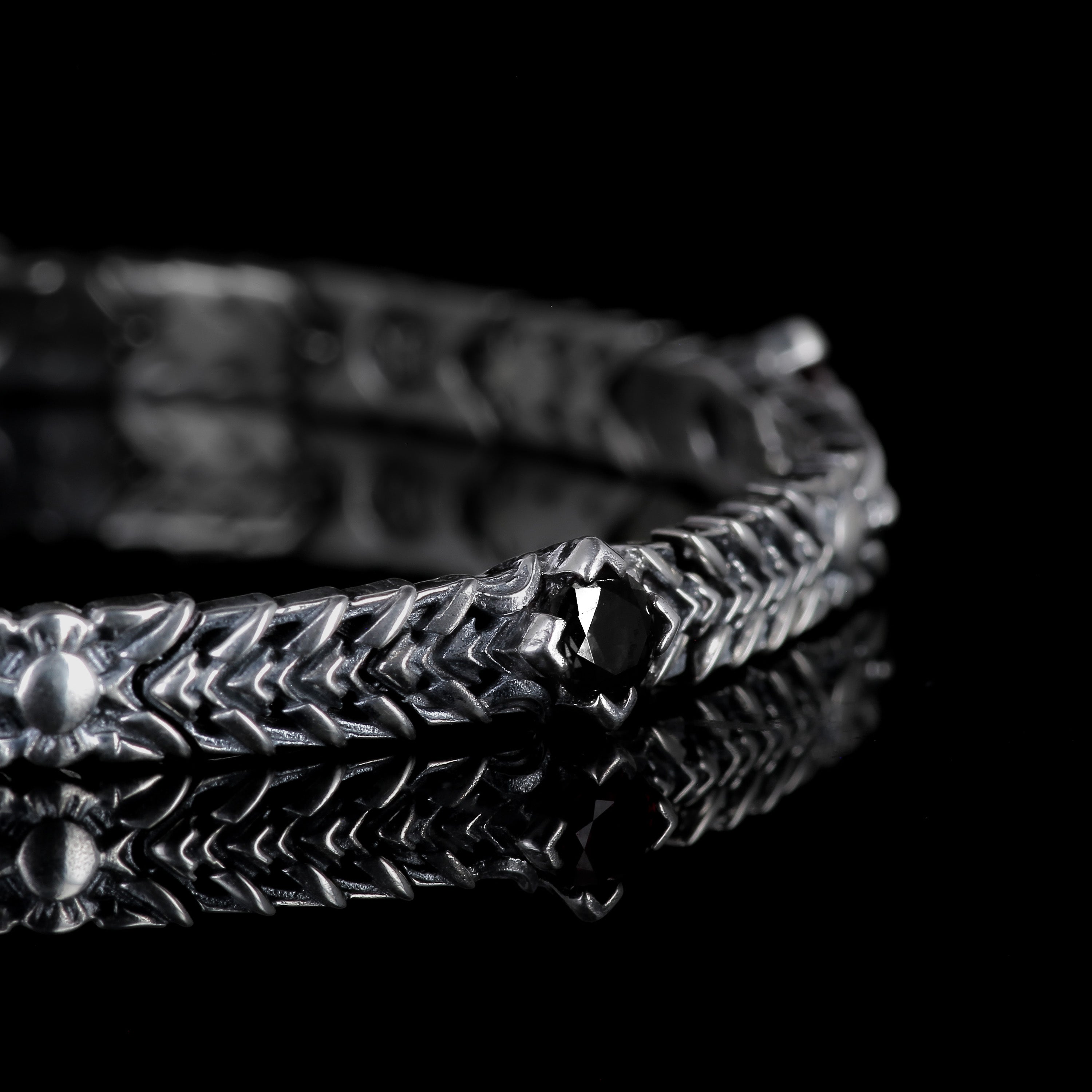 Dark Crown | Armband aus 925er Sterlingsilber und schwarzem Zirkonia