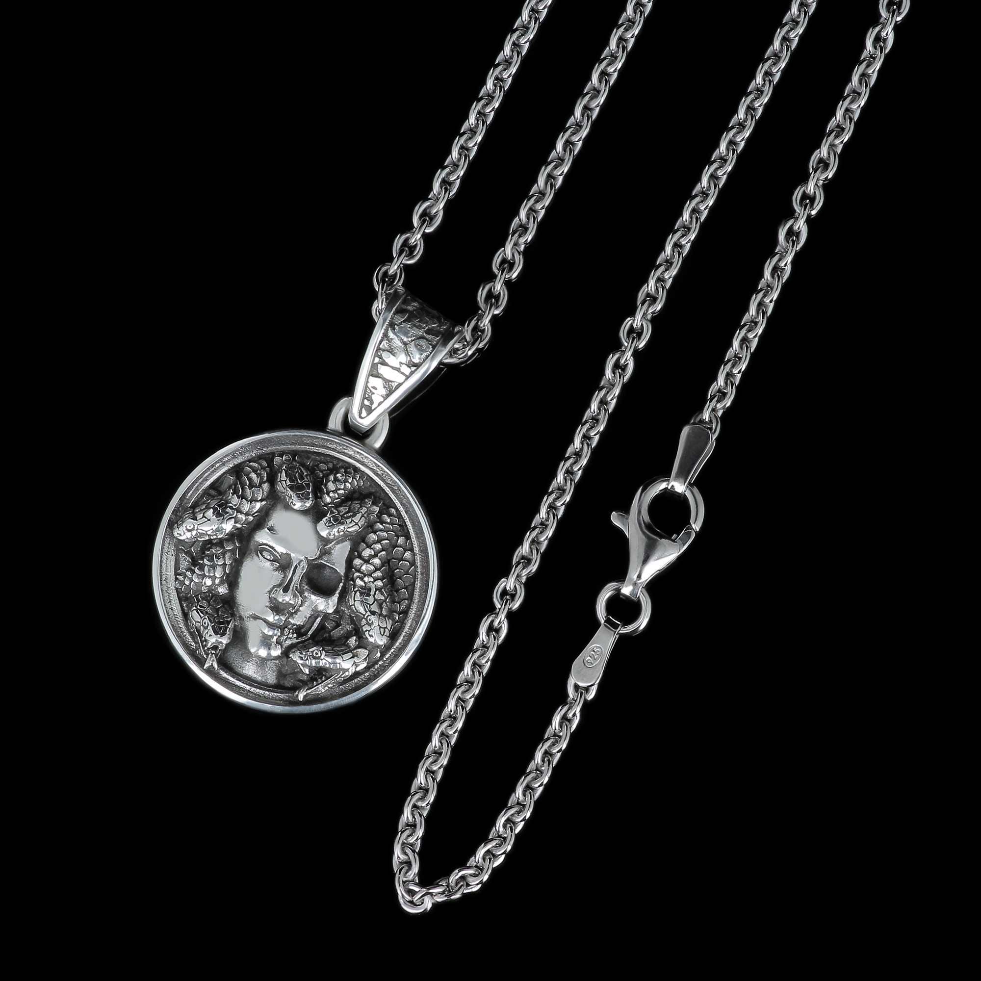 Pendentif Medusa | Maison des tanneurs x Flibustier