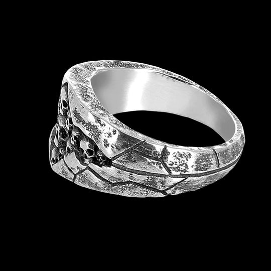 Ad Petram - Sterling Silver Ring with skulls