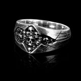Ad Petram | Ring mit Totenköpfen aus 925er Sterlingsilber