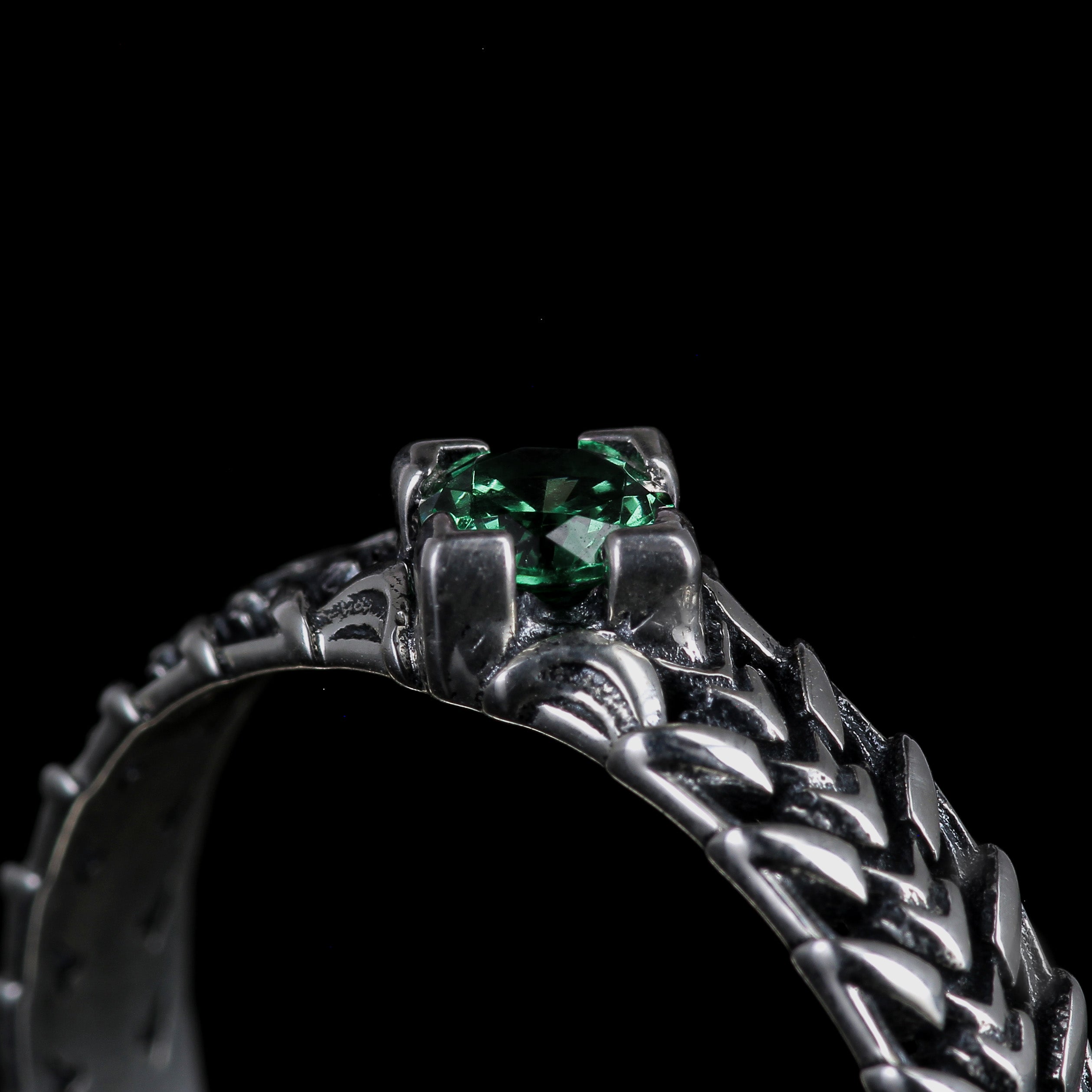 Dunkle Krone smaragd | Ring aus 925er Sterlingsilber und Zirkonia