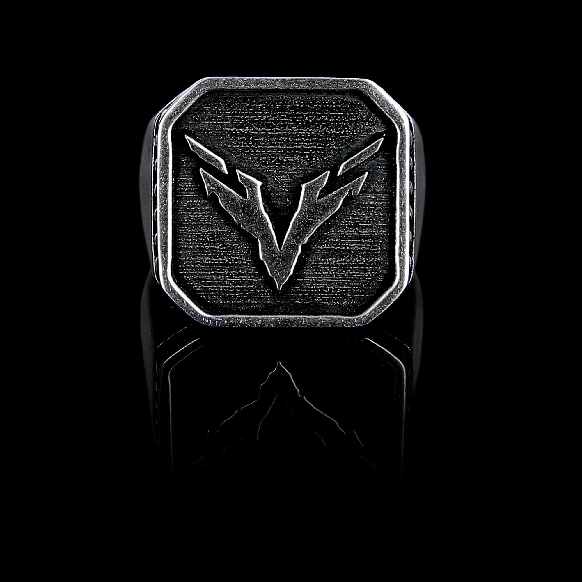 Wolves Signet - Officially licensed Ghost Recon Breakpoint limited edition signet ring